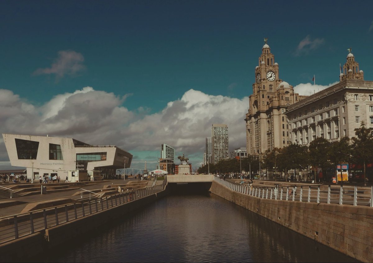 tomharper____'s tweet photo. Liverpool (2/2) https://t.co/guPguybJc9