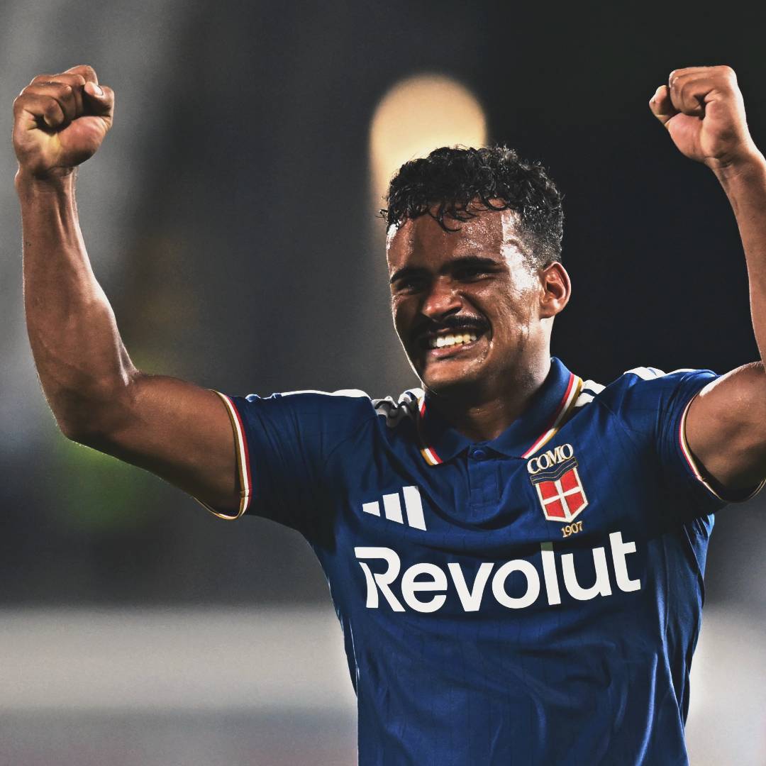 R10Score's tweet photo. Kaiki Bruno em Como 2-1 Parma:

90 minutos
1 gol
2 chances criadas
3 cruzamentos certos (!)
9 ações defensivas
9/9 duelos ganhos pelo chão (!)
5 bolas recuperadas
0 dribles sofridos (!)

🇧🇷💪🏼 https://t.co/SQkHcwTnBW
