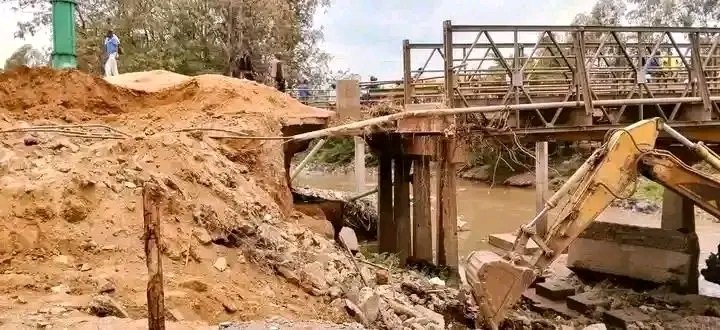 FrancisMasara's tweet photo. ACTION AT LAST!

The long awaited repair of the Migori Main Bridge is finally taking shape.

We thank President William Ruto and the National Government for listening to our persistent pleas and responding to the plight of thousands of residents who depend on this vital link every day.

I appeal to our people to observe safety measures during the construction works.