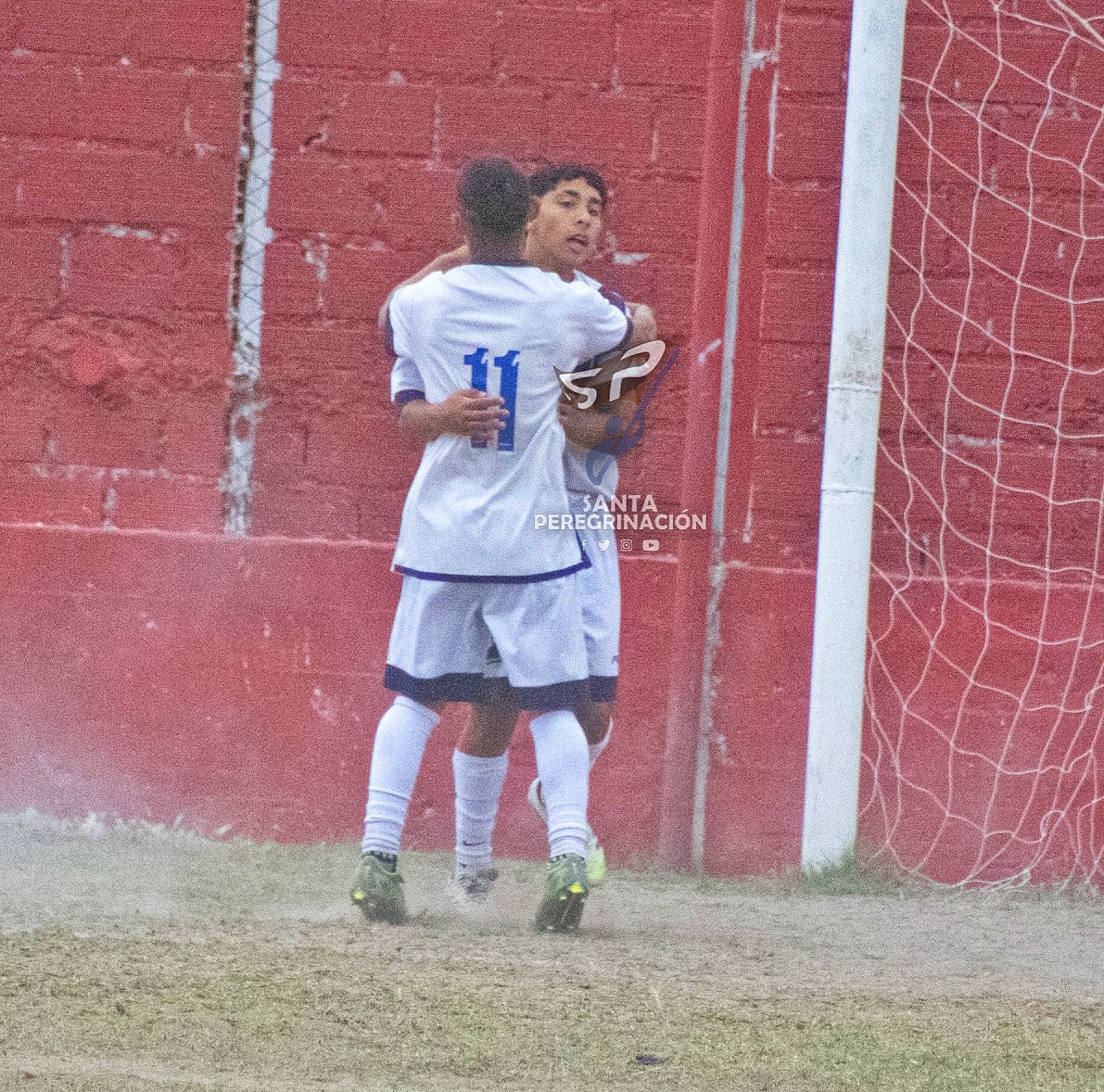 SiempreConVosJA's tweet photo. #DivisionesMenores🏆 | #CopaDeOro

[Fecha 2]

📌5ta: #SanMartin 0 - #JuventudAntoniana 7

⚽ (Mariano Leiva x 3 / Santino Gutiérrez / Lázaro Mercado x3)

#VαɱσʂAɳƚσɳιαɳσ💪 https://t.co/L0MAArWV2K