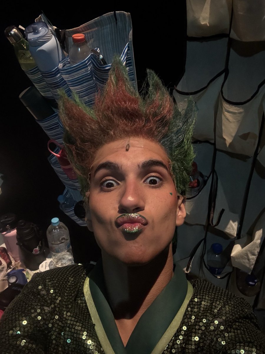 joaofernnando's tweet photo. fotinhas dessa semana em wicked😌 ta acabando😮‍💨 https://t.co/3HcJ1YcpBm