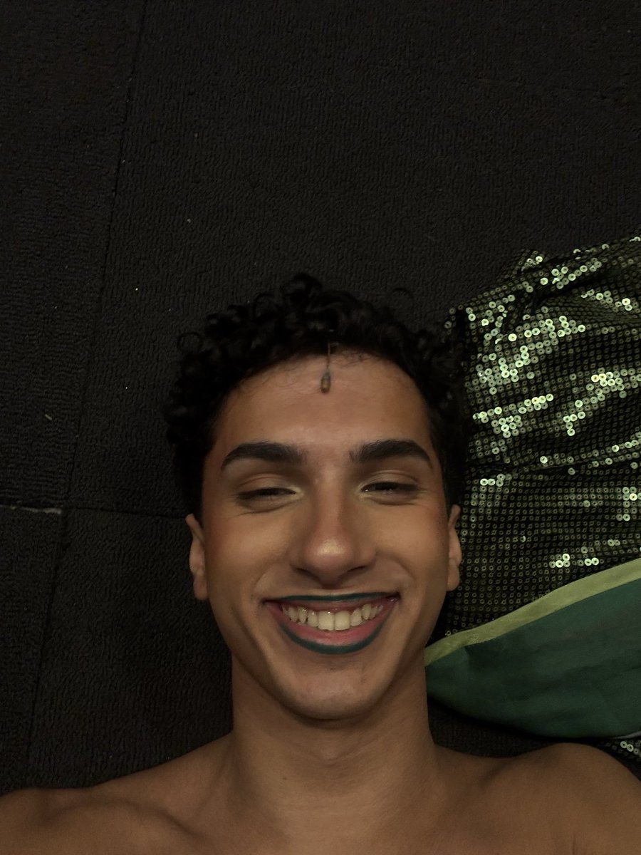 joaofernnando's tweet photo. fotinhas dessa semana em wicked😌 ta acabando😮‍💨 https://t.co/3HcJ1YcpBm