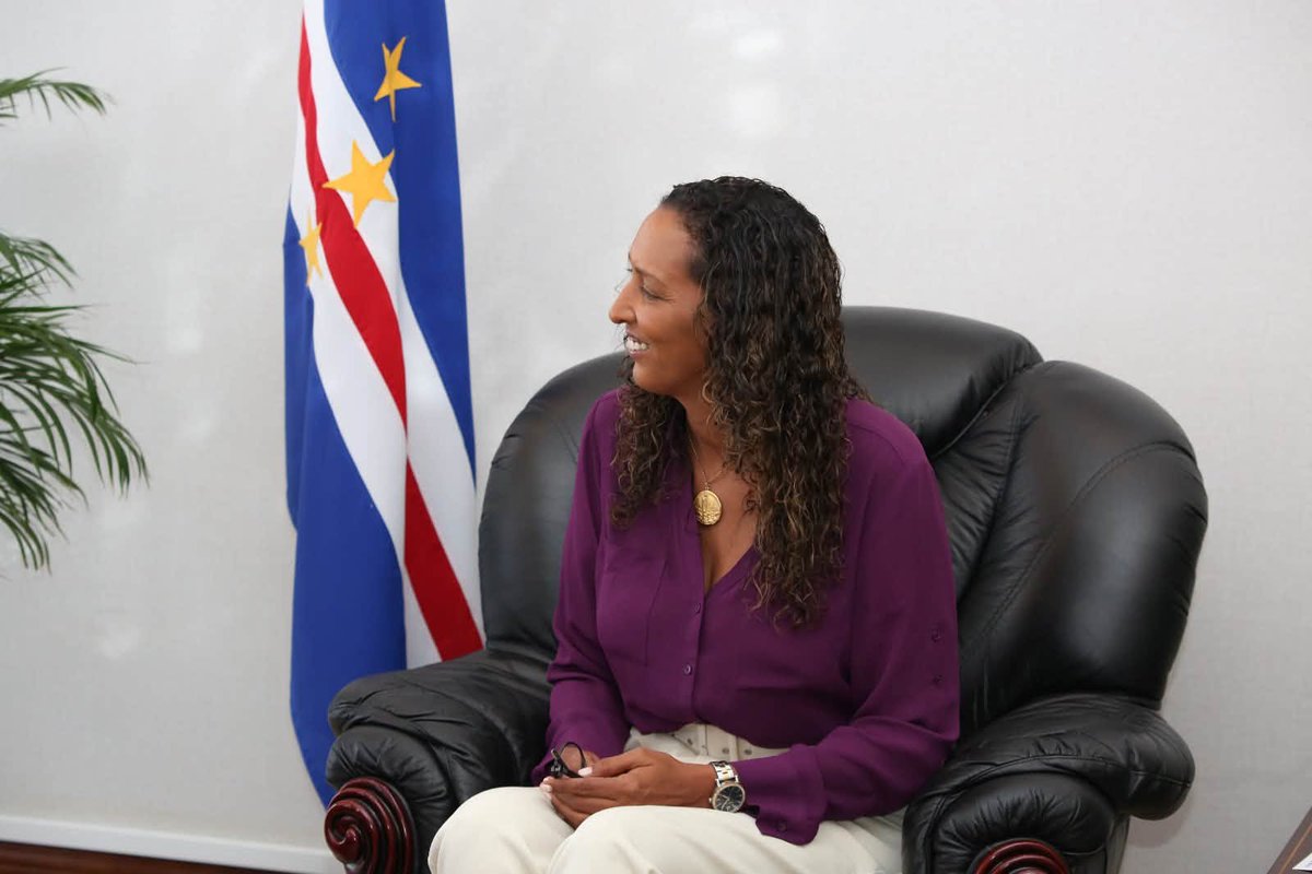 ONU_Droits_BRAO's tweet photo. On 10 September, OHCHR’s Deputy Representative @BenjaminPiMo met with the President of Cabo Verde’s National Assembly Janira Hopffer Almada to discuss Parliament’s human rights priorities, including rights-based budgeting, gender equality, and economic and social rights. https://t.co/chptMonv0M