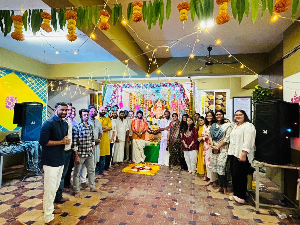 RSDOfficial_'s tweet photo. @madhapur https://t.co/mmvtCxR0nq