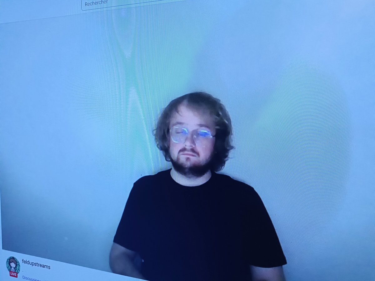 Shadowlatino99's tweet photo. C'est le stream de l'année bien joué feldup tu es sortie du silence j'aime entendre ce que tu penses https://t.co/QmDaxQgFrM