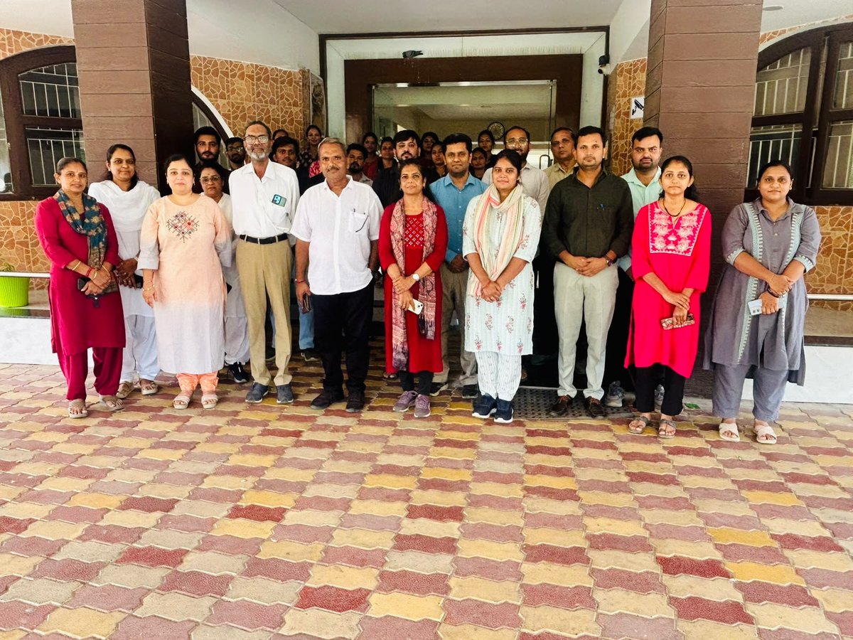 AdhoSabarkantha's tweet photo. જિલ્લામાં **ANTARA-SC અંતર્ગત Medical Officers માટે Training of Trainers (ToT)**નું આયોજન કરવામાં આવ્યું. CDHO, ADHO તથા THOશ્રીઓના માર્ગદર્શન અને સહભાગિતા સાથે તાલીમમાં ખેડબ્રહ્મા અને પોશીના તાલુકા પર વિશેષ ધ્યાન કેન્દ્રિત કરવામાં આવ્યું.
#ANTARASC #FamilyPlanning #Sabarkantha https://t.co/3LACc7I5mt
