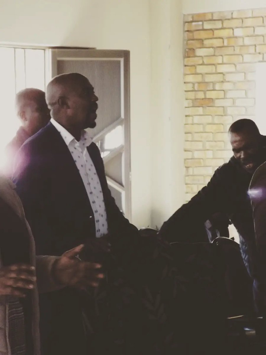 VFWOCKwamhlanga's tweet photo. "In traditional biblical interpretation, men are designated to provide servant-leadership within the local church and the home" 🧔‍♀️⛪️👨

#VFWOC #VFWOCKwaMhlanga #Church #Sunday #Men https://t.co/E4rNWiUIYx
