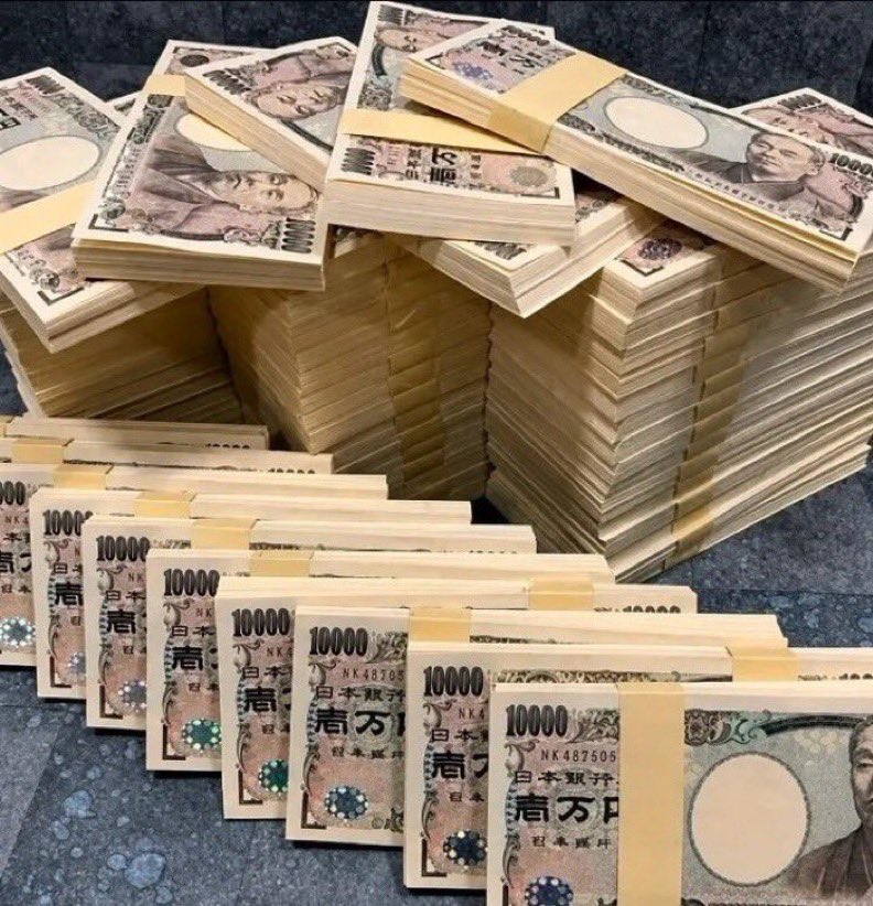 Yuridebukedc's tweet photo. もし今日、500万円もらえたら何に使う？🤔💴

① 借金を返す
② 投資する
③ 人生をもっと良くするために使う。。。 https://t.co/6B9QaB7i1M