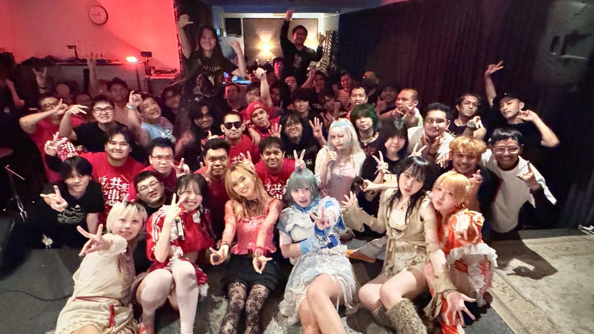 zenbukiminosei's tweet photo. And that’s a wrap for all our LIVE shows in Malaysia! 🇲🇾

Terima kasih banyak to everyone we met and shared these days with.

Kami akan kembali ke Malaysia suatu hari nanti.
We love you, Malaysia! https://t.co/uIcCqQVVZ3