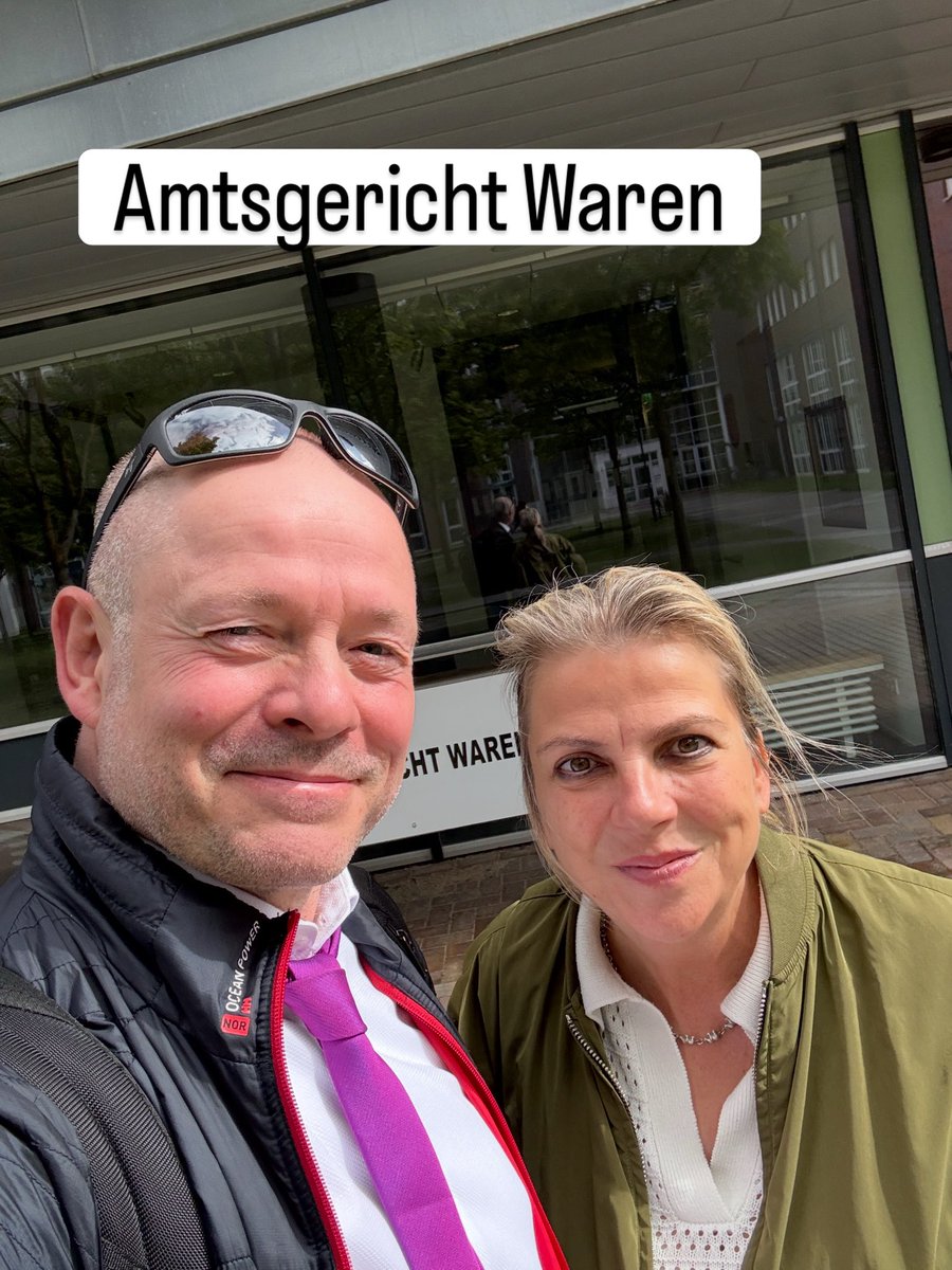 RAPenneke's tweet photo. Amtsgericht Waren 14. September 2026
Heute habe ich mit der Kollegin Frau Michaelis Seegers aus meiner Bürogemeinschaft verteidigt. Hat viel Spaß gemacht. Und das Ergebnis kann sich sehen lassen. 💰
#penneke #anwalt #strafrecht #waren #rechtsanwalt https://t.co/lbGzIHhVDr