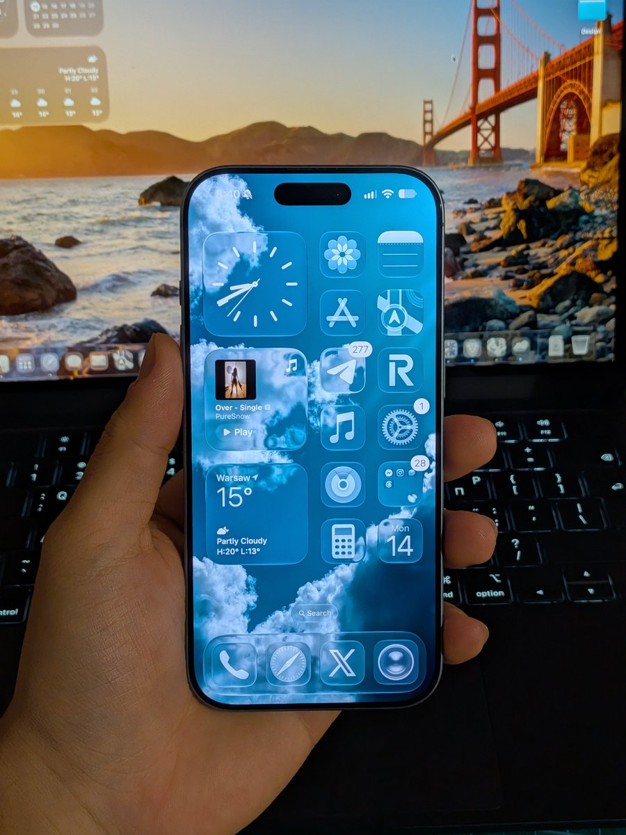 OutofGalaxyy's tweet photo. Now that iOS 27 is available to everyone:

1. Set Liquid Glass to the clearest option
2. ENJOYYYY https://t.co/r0S0bRextL
