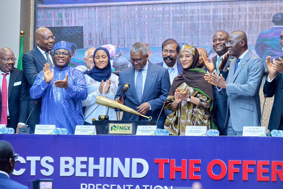 ngxgrp's tweet photo. A milestone for a market. An indication of progress. Today, the market gathered to engage and celebrate a historic milestone: the largest IPO in Africa.

The Dangote Petroleum Refinery IPO marks a defining moment for Nigeria’s capital market and its evolution.
#DangoteipoatNGX #NGXGroup #Capitalmarkets #NGXInvest