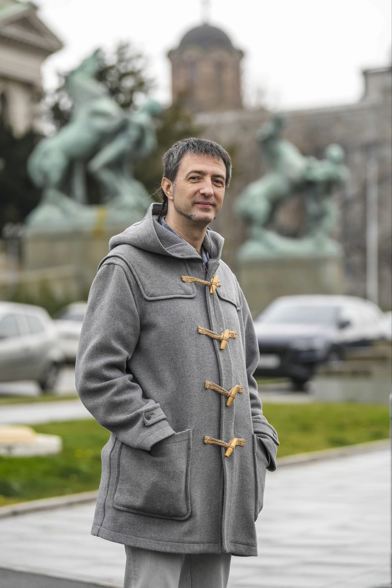 Bojanadona's tweet photo. PONOS NAŠEG MALOG GRADA KOSTOLCA I OSTROVA ❤️‍🔥

Oliver Tošković, kandidat studentske liste STUDENTI POBEĐUJU i profesor Filozofskog fakulteta u Beogradu.

Volim te, Olivere, dobri čoveče ❤️‍🔥 https://t.co/8SeAWomM1C