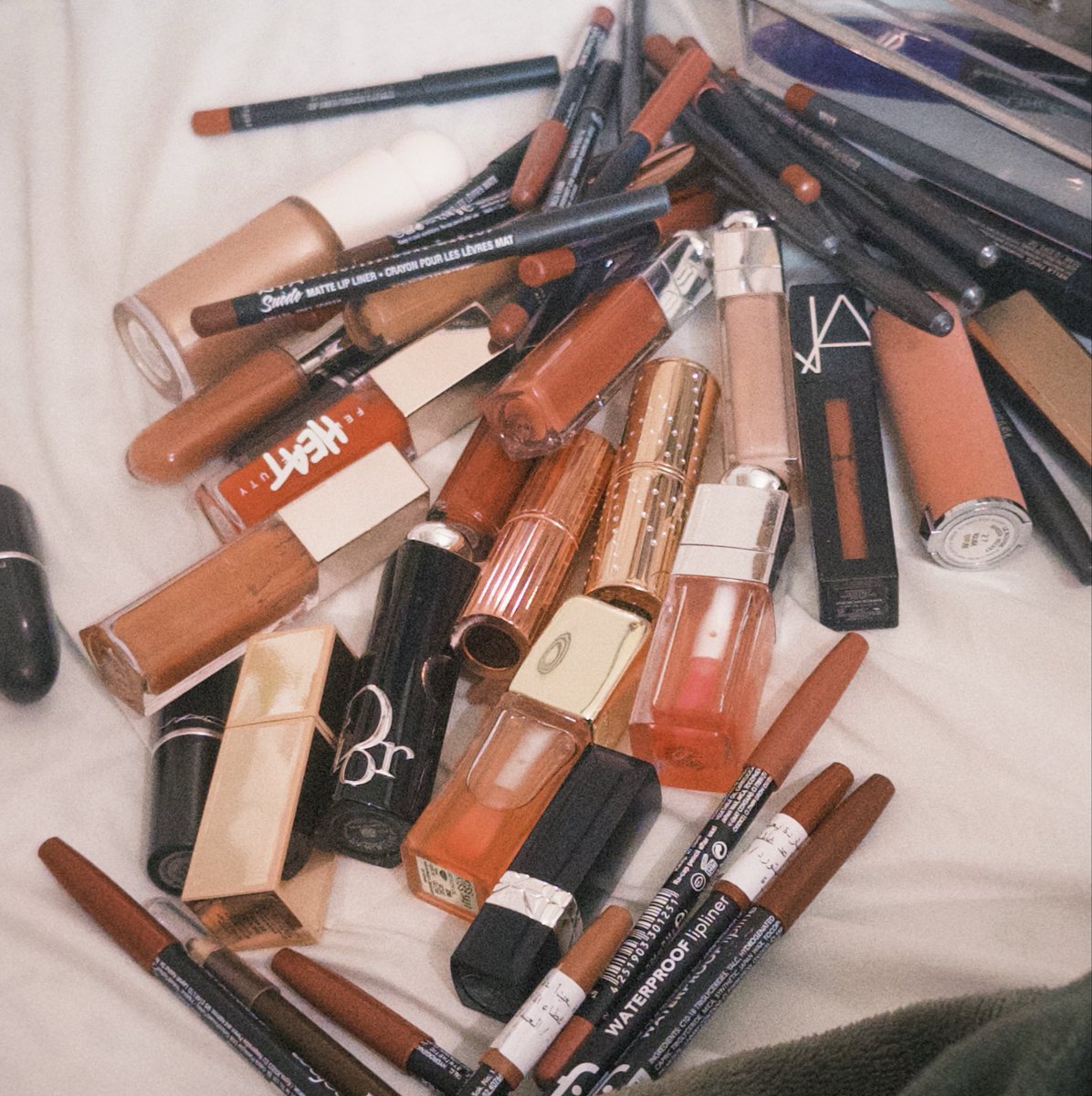 PinkBarbieDiary's tweet photo. Randoms recently https://t.co/PvHZEIwcCC
