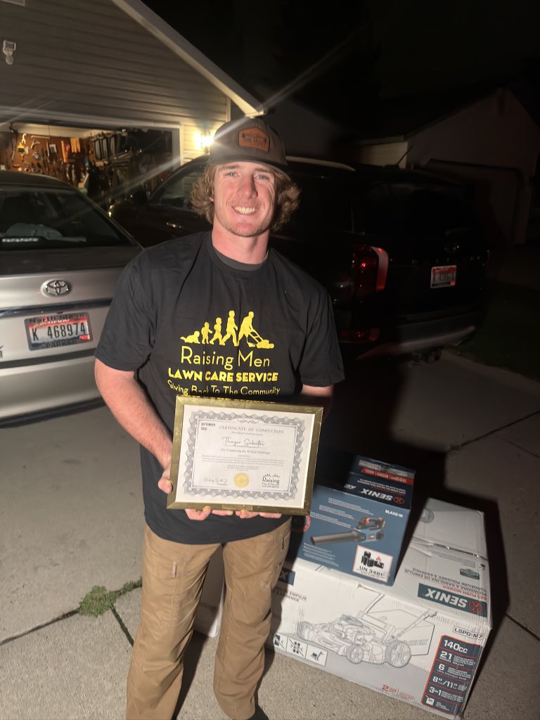 iamrodneysmith's tweet photo. Family, please help me congratulate Thayer of Rathdrum, ID on completing our 50 Yard Challenge! Thayer mowed 50 free lawns for the elderly, people with disabilities, single parents, and veterans in his community. What an incredible accomplishment and a great example of giving back! *  He signed up in his senior year of HS at 17, then turned 18 & finished at 19. Thank you for seeing the challenge through.