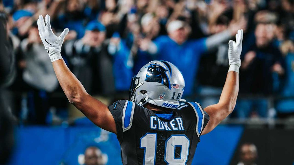 SleeperNFL's tweet photo. Jalen Coker in the WC round of 2025:
12 TAR + 9 REC + 134 YARDS + TD

Jalen Coker in Week 1 of 2026:
9 TAR + 8 REC + 138 YARDS + 2 TDs

I have no words. https://t.co/3sZodLWYQM