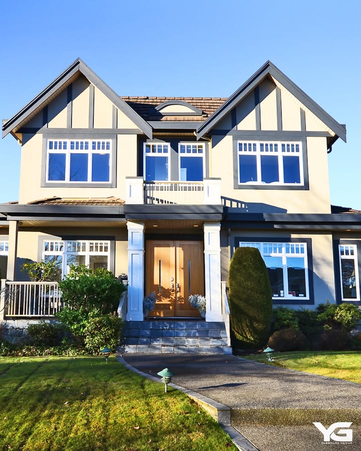 YarmoloyGroup's tweet photo. 🏡 BC &amp; Alberta Homes Await
From cozy retreats to stunning family houses, Yarmoloy Group connects you with the best properties across Alberta and British Columbia.

Get started: https://t.co/0TDxHuLATF

#YarmoloyGroup #BCHomes #AlbertaRealEstate #CanadianHomes #HouseHunting https://t.co/dmtoYHrYRu