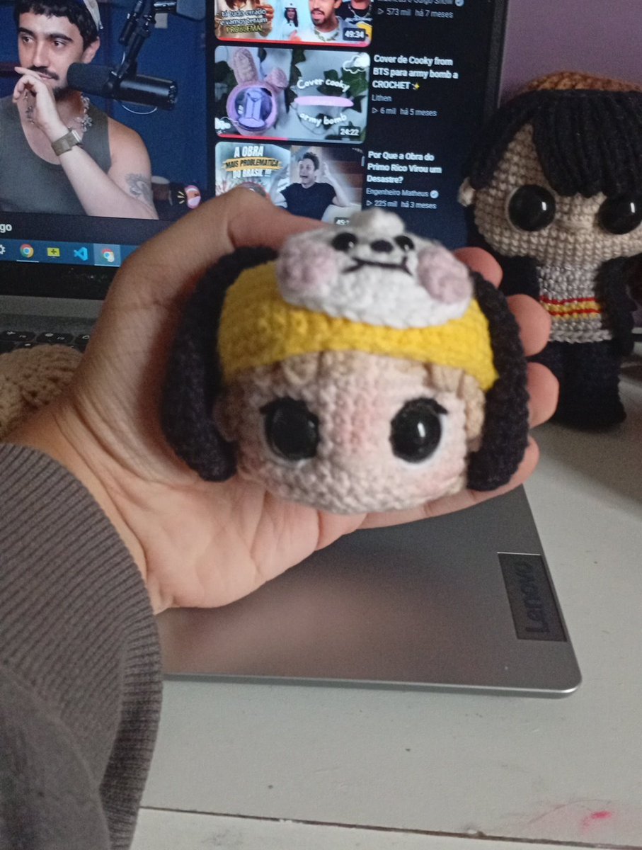 nunubzz's tweet photo. galera que reservou brinde cmg, vcs preferem cabeçudos piticos ou gigantesKKKK https://t.co/V6o1NXXfiY