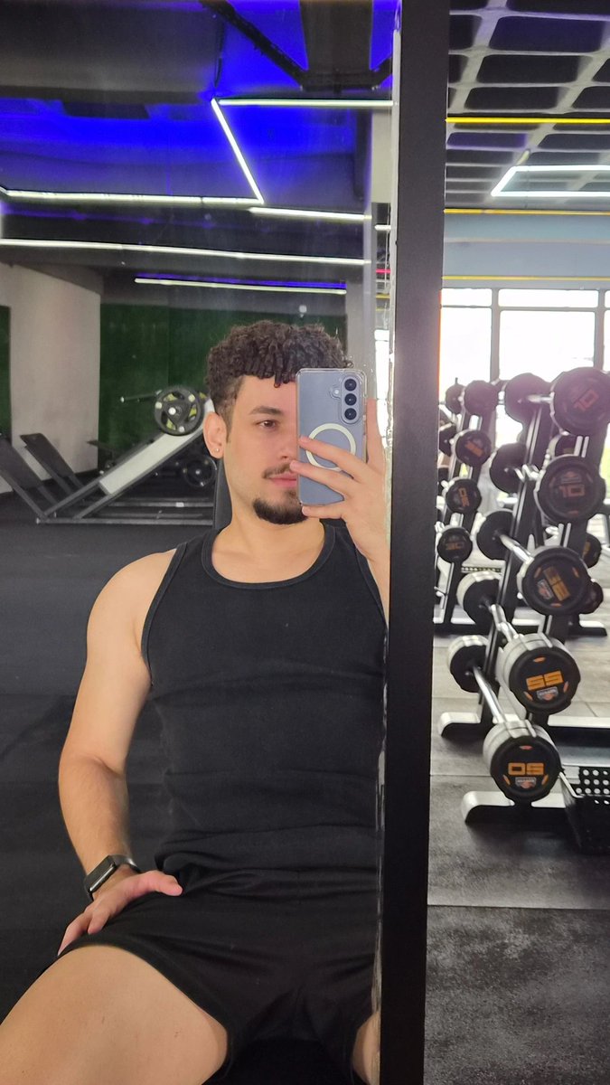 tiagx009's tweet photo. vou fazer dessa rede um Instagram. https://t.co/4b6oRYXIb8