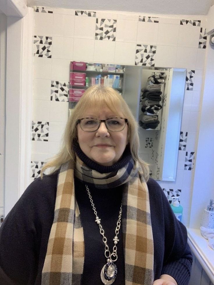Mavis919148's tweet photo. Yes I’m divorced living alone as a business owner 🥰❤️ https://t.co/2GYt1oXiP1