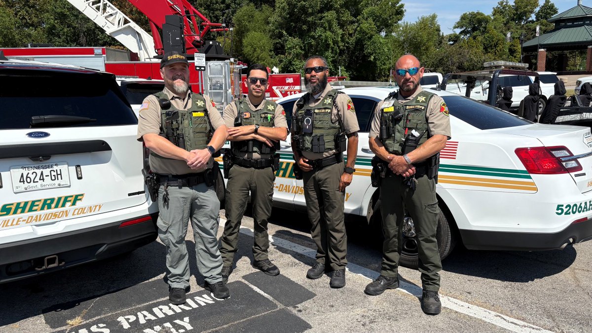 DaronHall7's tweet photo. Thank you @MissionBBQ for inviting us to be part of their #PatriotDay event. It was an honor for our officers and staff to remember the brave first responders of September 11, 2001, and to share a meal and fellowship with the first responders who continue to serve our community every day. We remember their sacrifice and honor their legacy. 
#WeRemember #PatriotDay