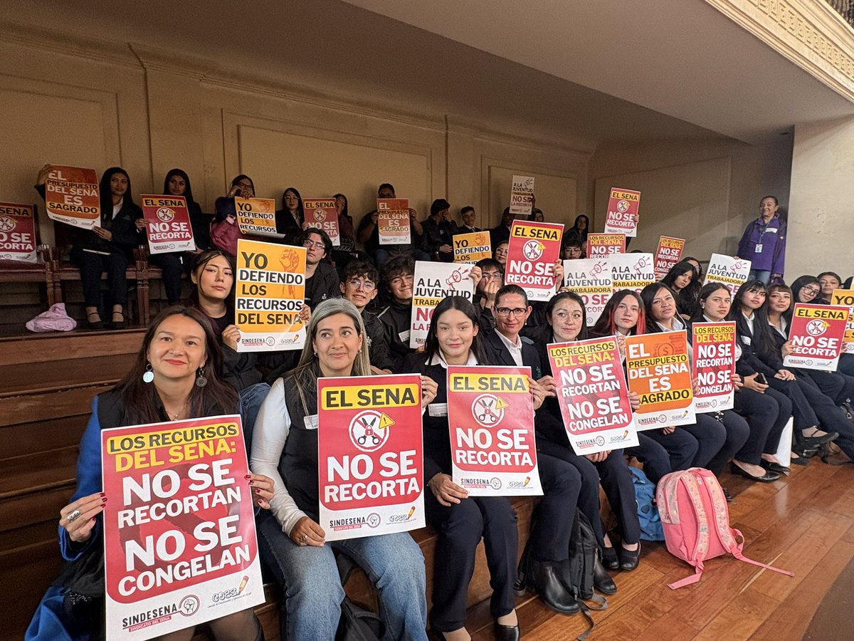 MaferAlfonsoVe's tweet photo. El Congreso y las Comisiones Económicas tienen una decisión en sus manos: el presupuesto 2027 debe fortalecer al SENA, no recortarlo. Esperamos que @honohenriquez @NicolasBarguil @sarag12 @LilianaBSenado @alexbermudezla defiendan los recursos de la entidad.

#ElSENAnoSeRecorta https://t.co/Cx8yiZ5nb2