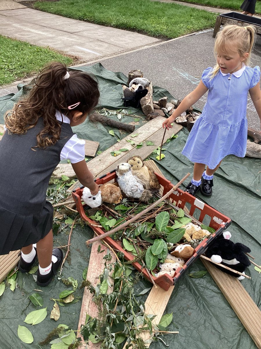 jcaeyfs's tweet photo. The children in EYFS absolutely loved our Owl Babies learning last week, repeating key phrases and role-playing in character with their friends. Now, they are retelling the whole story! @JCAWakefield @JCA_Reading https://t.co/OVG2lIXpe0