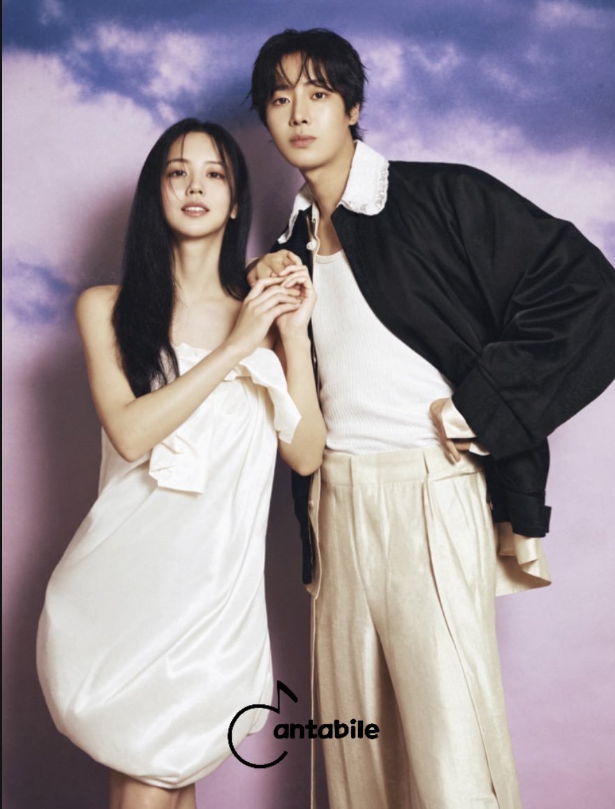 wow_19990604's tweet photo. 싱글즈 10월호 SINGLES_COVER 
#연애박사 두 커플 화보집 온라인 예약판매 중
ENA 드라마 연애박사 10월5일 
말랑말랑 하고 간질간질한 가을에 🍂
만나요 ( ENA / 디즈니+ / 지니TV ) 

#김소현 #Kimsohyun #金所泫 
#ムソヒョン https://t.co/2zchrYvYVu