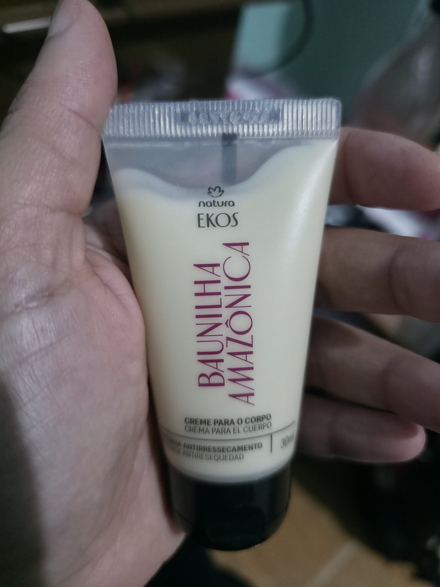 aiedvrs's tweet photo. Obrigada Natura pelo creme, maravilhoso! Arrasou muito.

#naturanorockinrio #naturarockinrio https://t.co/u4CjYk0lWB
