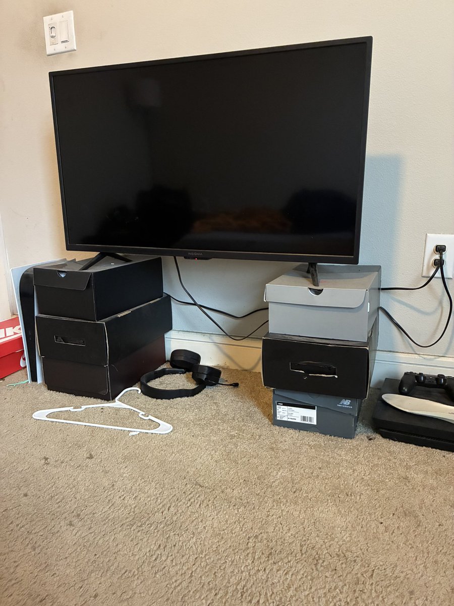 DeTore113's tweet photo. Im about to get my shit ROCKED https://t.co/rUVbolnp7F
