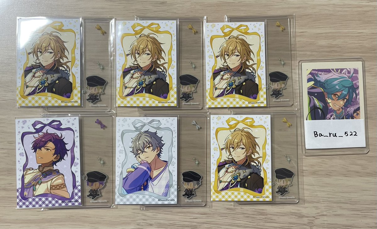 Ba_ru_522's tweet photo. 【交換】
あんスタ ミニブロマイド＆硬質カードケースコレクション

譲：薫×4、アドニス、晃牙 求：零（友人分）

郵送のみ📮
検索からでもお気軽にお声掛けください🙇‍ https://t.co/JeMWDHCrwv