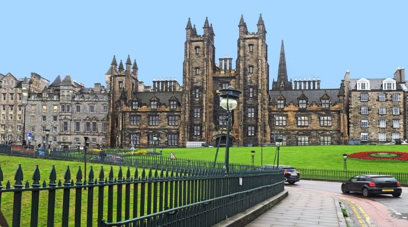 scot_4ever's tweet photo. The University of Edinburgh. https://t.co/dchTDQJPxs