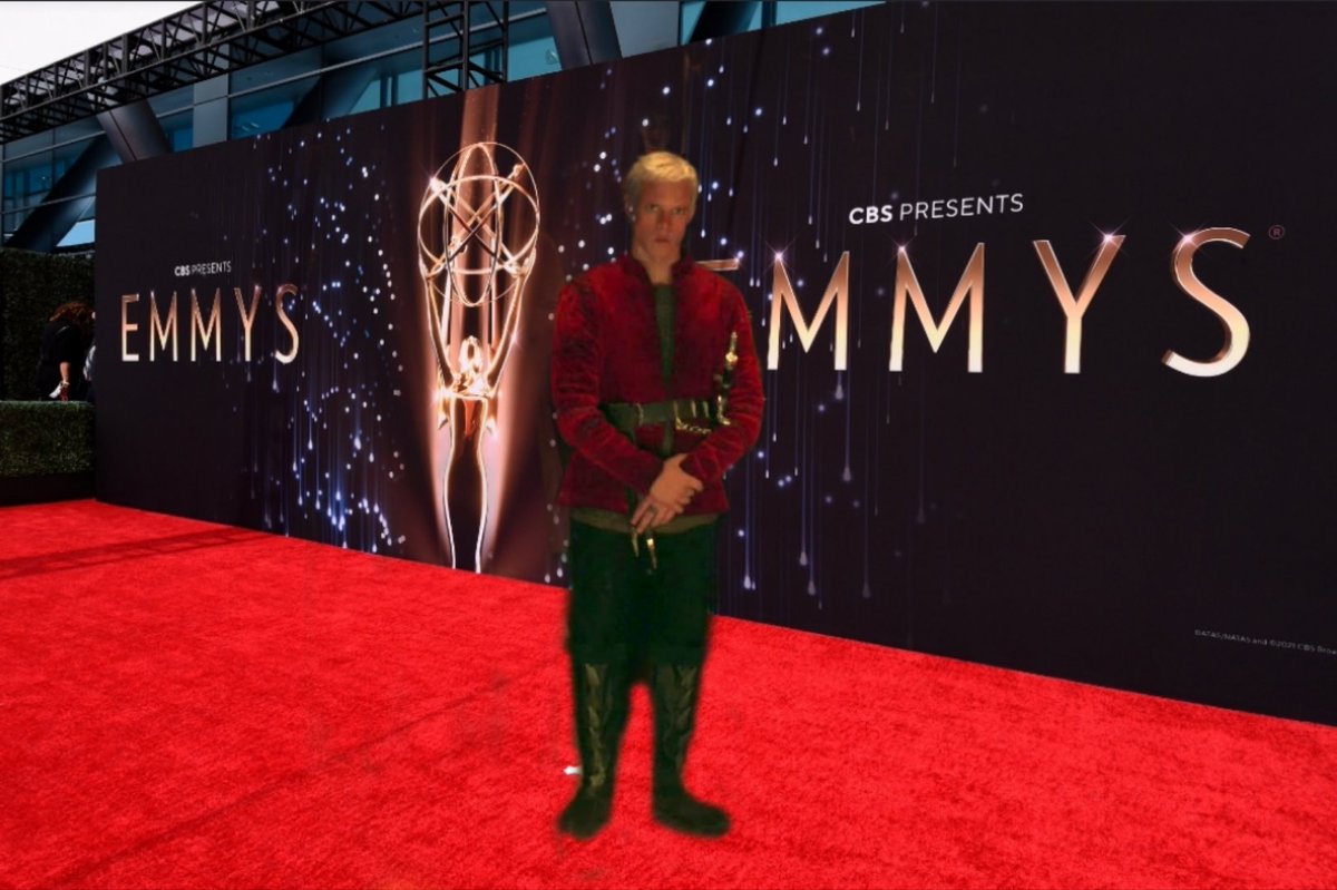 AERIONTARG4RYEN's tweet photo. Aerion Brightflame Targaryen spotted at the #Emmys2026 https://t.co/oYn1CCnPYB