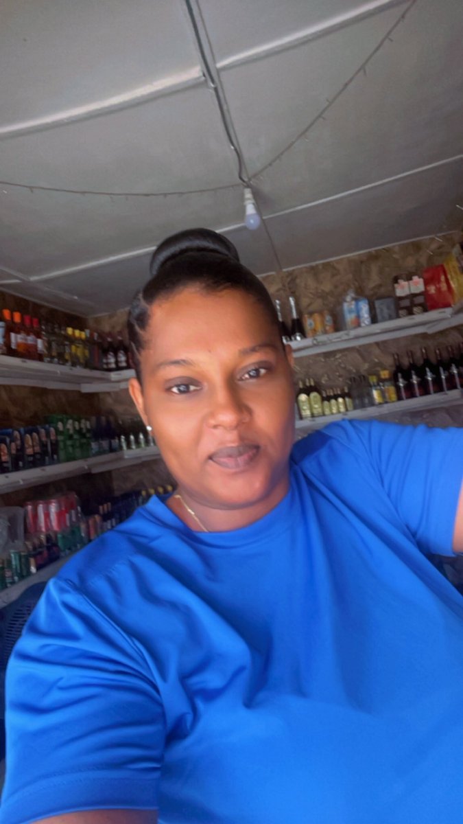 dotdamhfd's tweet photo. I still prefer the No-make up, maybe the village girl in me sha 🫣

Landlord blow me balloon
HAPPY BIRTHDAY TO ME, MYSELF AND I 🎉🎊🥰😍🙏 https://t.co/9OdRAFLP7e