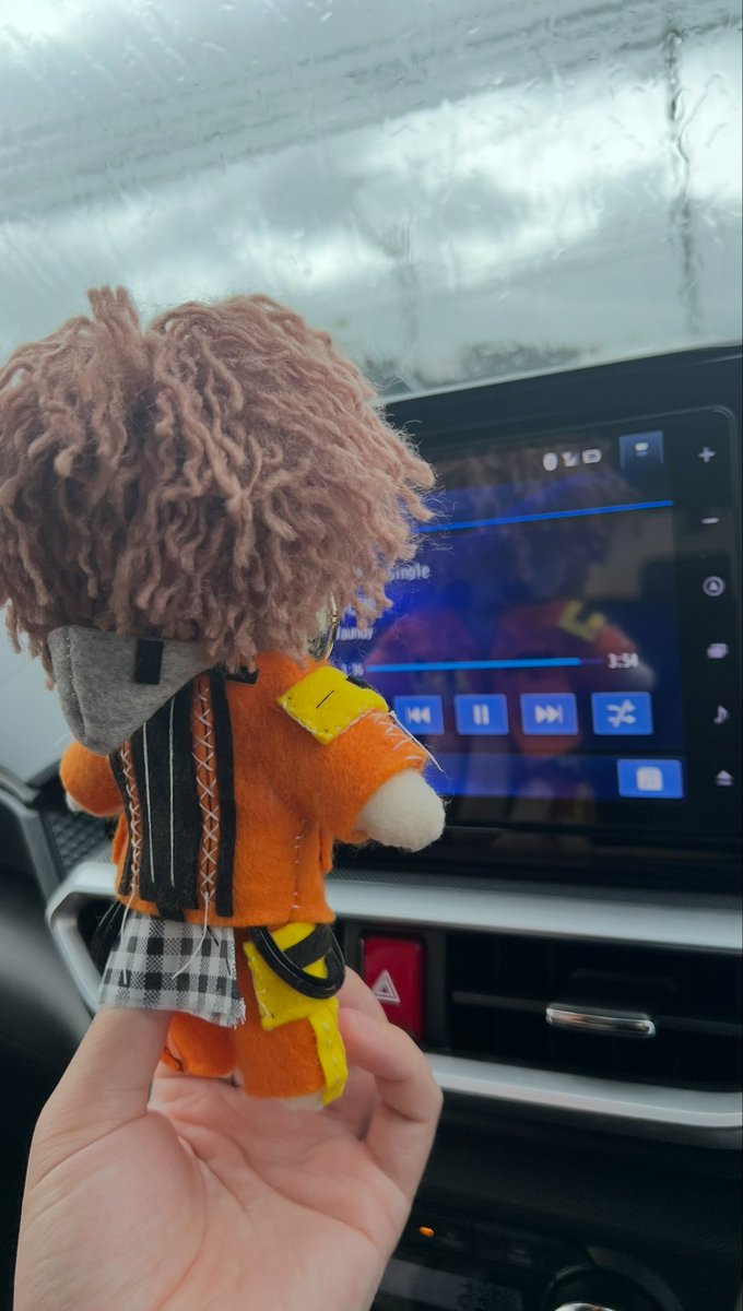 makky_Live's tweet photo. この格好にこのミニバウ付いてたら僕なので、是非声掛けてください！

本当にミシンの偉大さがわかる…
今後のハンドメイドのために購入検討してる https://t.co/o9S64l2FlO