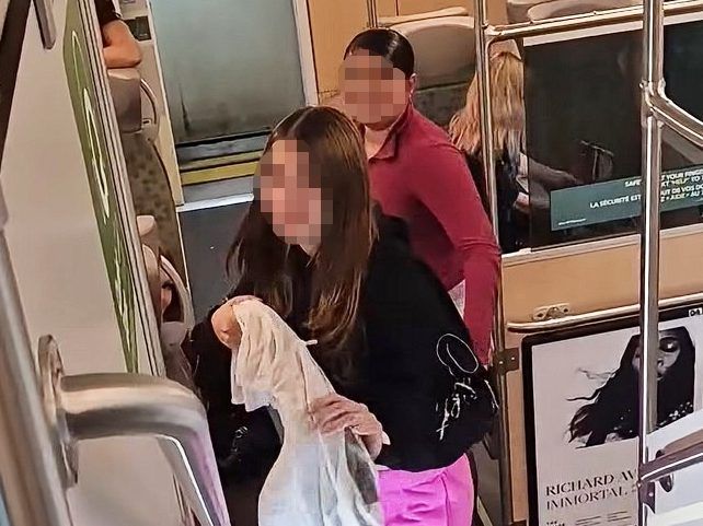 TheTorontoSun's tweet photo. Teens accused of assaulting, threatening seniors in shocking GO Transit video https://t.co/zJSrDU5PjO https://t.co/C47Es7F7tB