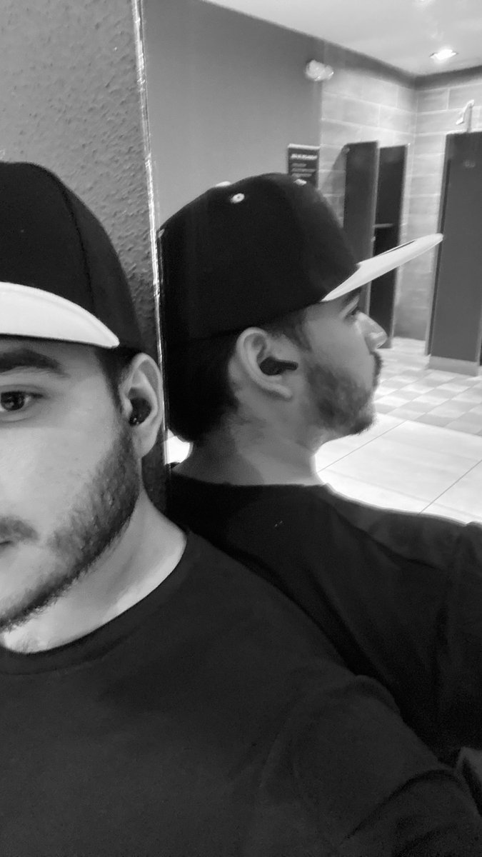 DanielMonCar's tweet photo. 🎶🎧🔂 https://t.co/mUslUHNXU8
