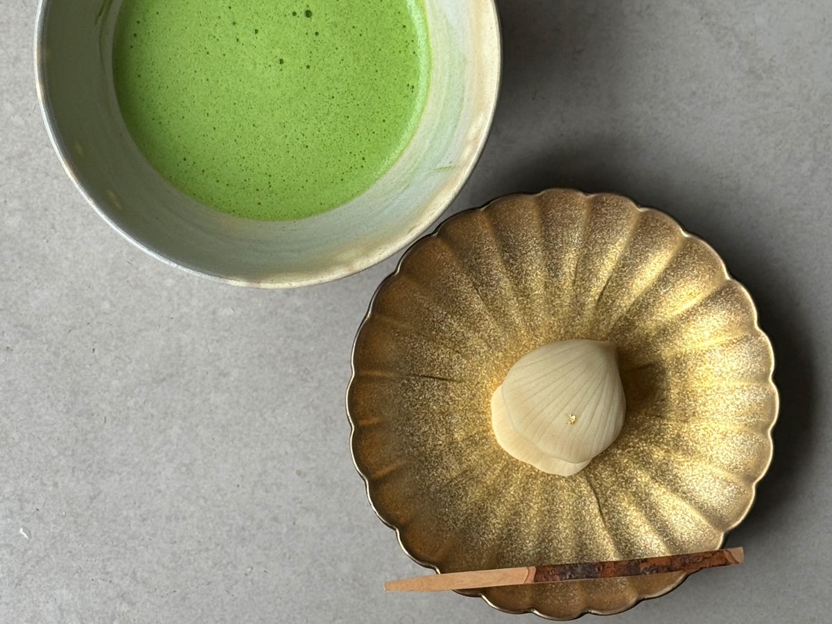 deeeeeeeeeeerin's tweet photo. “A Bowl of Peace From Bahrain 🕊️🇧🇭 to the World. ”🍵
The second version, continuing my exploration of tea as a quiet language of peace and cultural connection will be held in Hawaii @andocafehawaii
Highlighting Bahrain as “The Pearl of the Gulf. ” https://t.co/UZrIEccXET