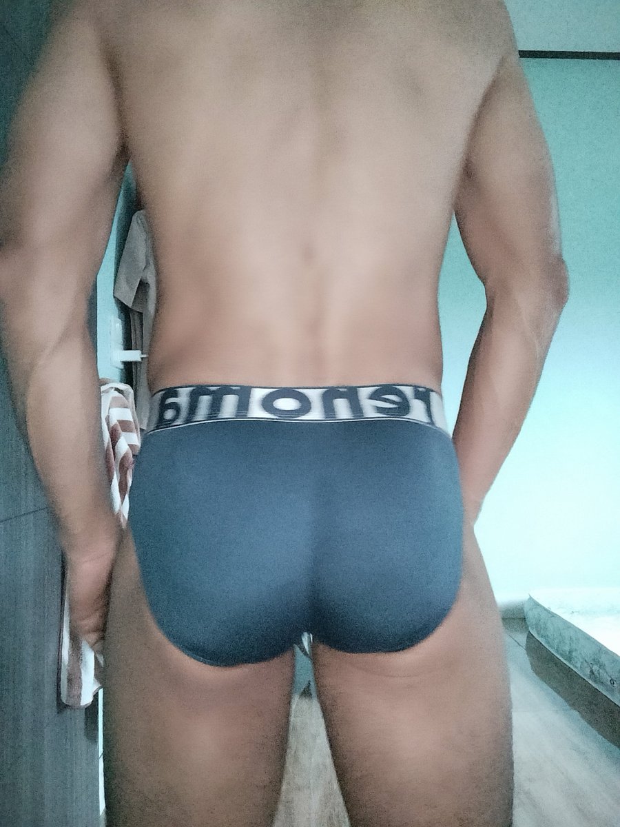 Pom25231's tweet photo. 🏋‍♂️🏋‍♂️🏋‍♂️🏃‍♂️🏃‍♂️🏃‍♂️⚽⚽⚽🏀🏀 https://t.co/YXNOfLuEog