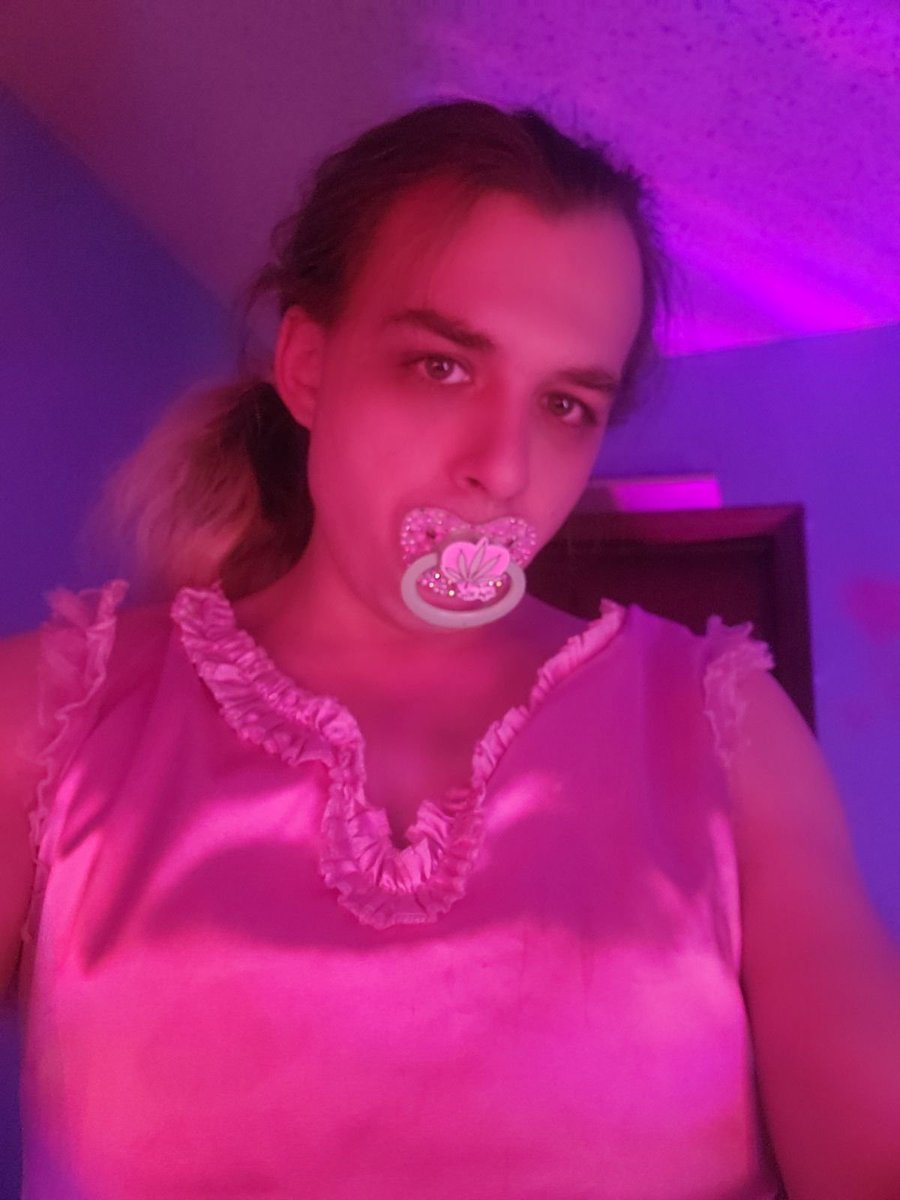 sissy_precious's tweet photo. The lighting with this dres is perfect 

#sissy #abdl #sissybaby #satin #satinfetish #abdl #sissydress #sissyexposed #bdsm #diaperboy #diapergirl #bdsm #femdom #findom #diaperboy #diapergirl https://t.co/o66tyjltGt