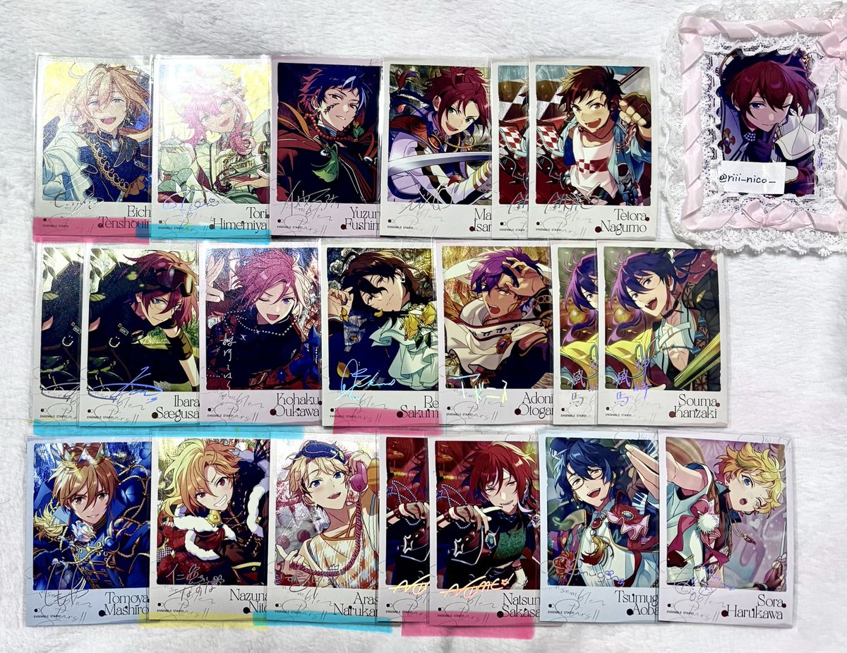 riii_nico_'s tweet photo. 【 交換 譲渡 】 あんスタ 中国 星幻時序ポラロイド 6 招募 

譲  英智 渉 桃李 弓弦 北斗 真 真緒 鉄虎 奏汰 一彩 藍良 日和 茨 ジュン 燐音 HiMERU こはく ニキ 宗 みか ひなた ゆうた 零 晃牙 アドニス 紅郎 颯馬 友也 なずな 司 レオ 泉 凛月 嵐 夏目 つむぎ 宙 斑 

⬇️ https://t.co/w9KgFnSLCB