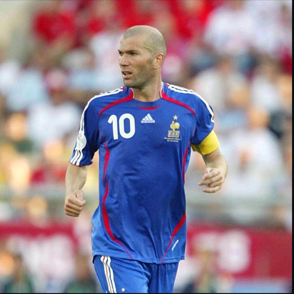 inazumapeter's tweet photo. #france #zinedinezidane #zidane #fff #football #worldcup #classicfootballshirts #francefootball
#lesbleus https://t.co/fGRoD2PSM6