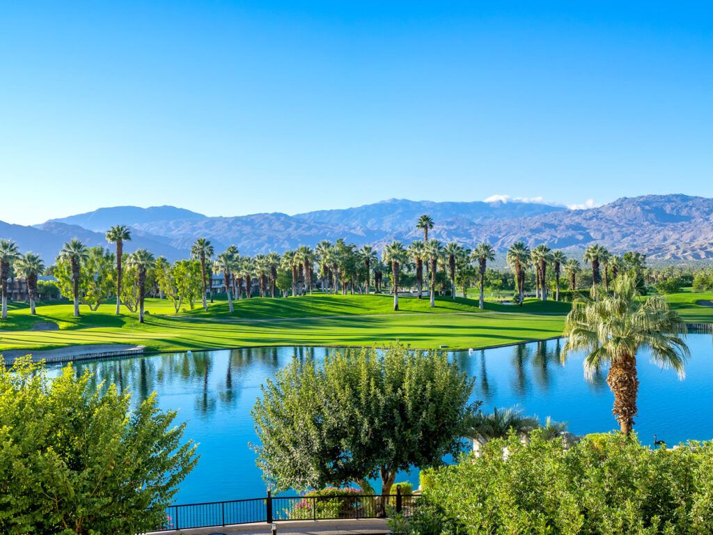 GaryMcmurrain's tweet photo. Four of the Fastest Growing American Cities 💥
Bonita Springs Florida
Casa Grande Arizona
Naples Florida 
Palm Desert, California
💥⚡️ https://t.co/X7I9sDSb7a