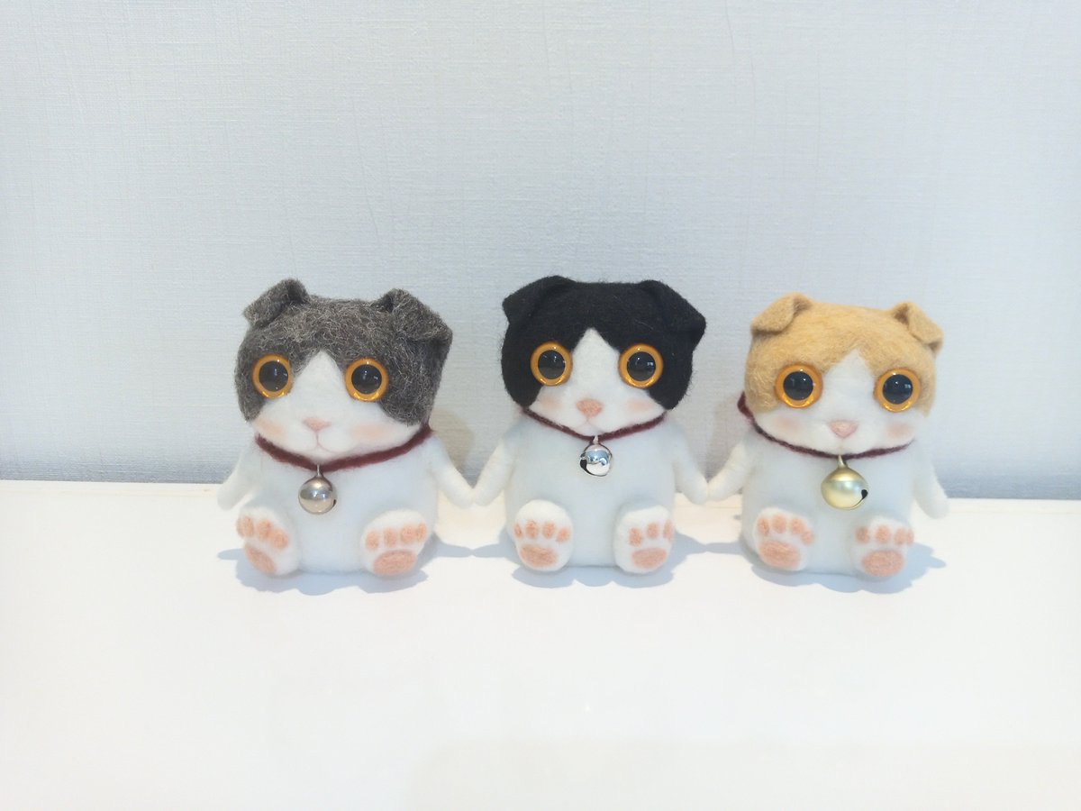 magunekoko's tweet photo. ハチワレ3兄弟作りました😺😺😺

#羊毛フェルト
#猫雑貨
#猫グッズ
#ハンドメイド https://t.co/NngYG32NOJ