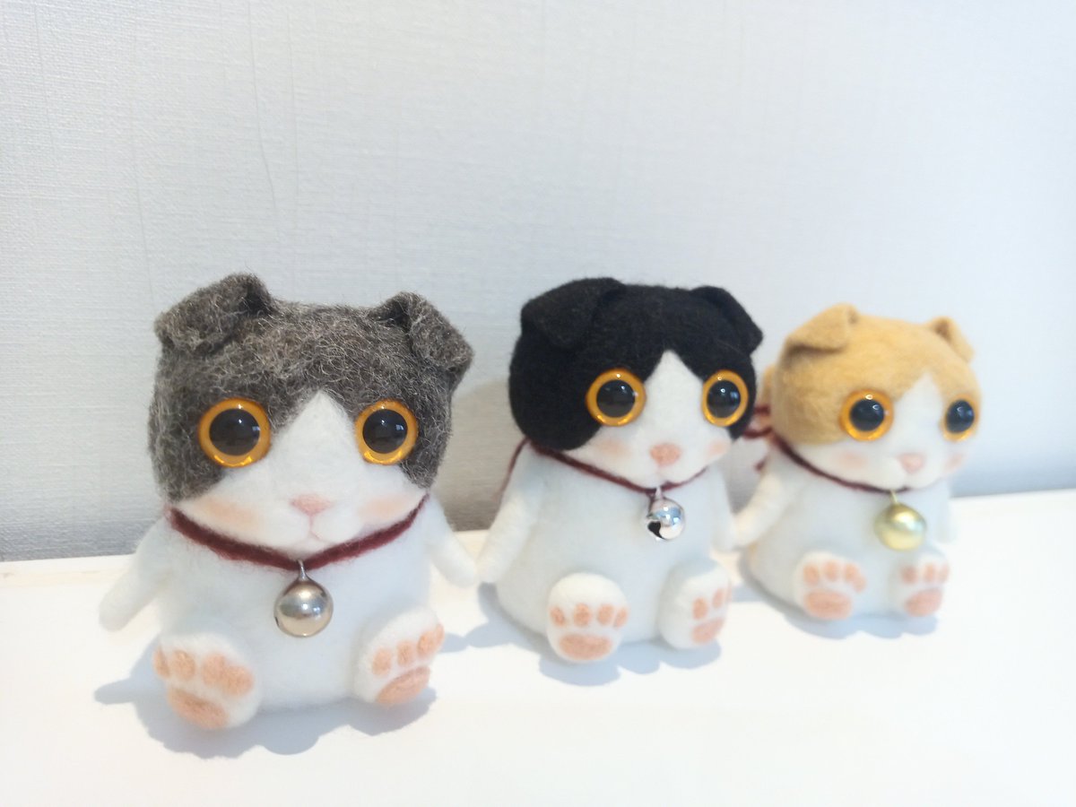 magunekoko's tweet photo. ハチワレ3兄弟作りました😺😺😺

#羊毛フェルト
#猫雑貨
#猫グッズ
#ハンドメイド https://t.co/NngYG32NOJ