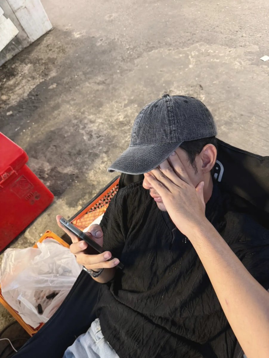 Phch38's tweet photo. 😔 https://t.co/ibcvFNdSnB