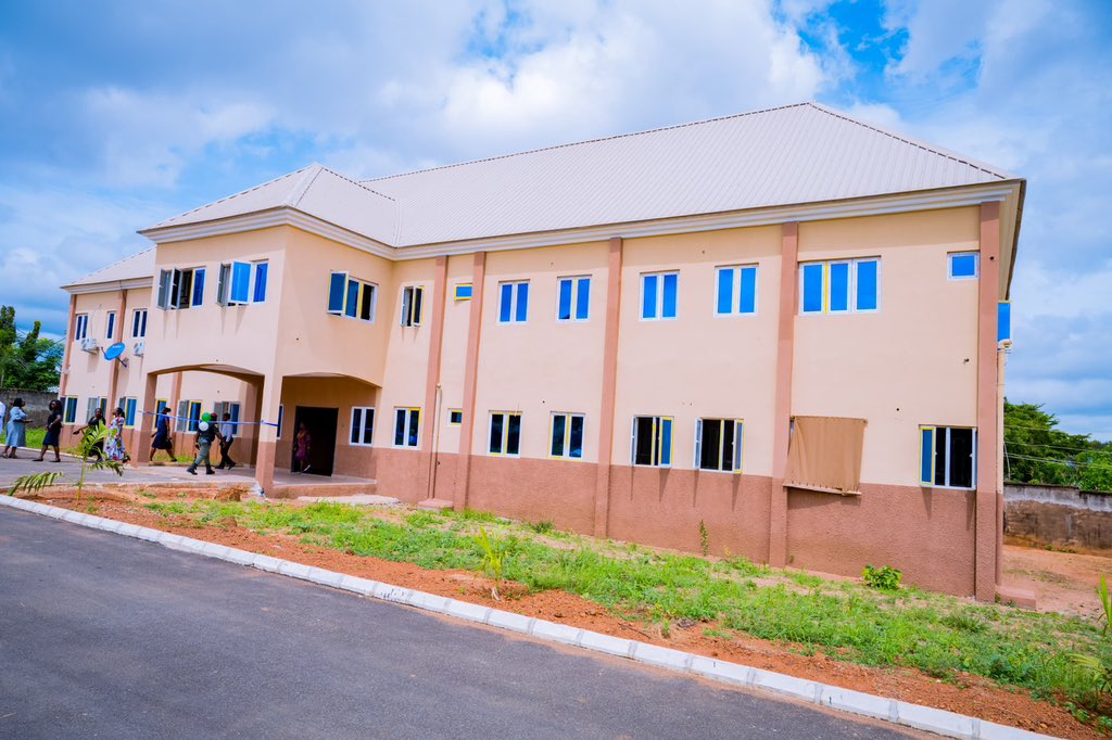 HyacinthAlia's tweet photo. Today, I joined the Benue State Judiciary, members of the Bar and other stakeholders at the Benue State High Court Headquarters, Makurdi, for the opening of the 2026/2027 Legal Year.

Since assuming office, we have granted the Judiciary full financial and administrative autonomy, resulting in significant investments in court infrastructure and the ongoing transformation of judicial facilities across the State.

We have also prioritised the welfare of judicial officers and law officers through improved working conditions, official vehicles, vacation support, salary harmonisation and modern office facilities.

As part of this commitment, I was pleased to commission the Judicial Service Commission Complex, High Court Clinic, remodelled High Court Complex and asphalted internal roads within the High Court premises.

We have also commenced the construction of a modern, state-of-the-art Ministry of Justice Complex, which, upon completion, will provide our Law Officers with a world-class working environment equipped with modern facilities and technology.

I also called for stronger cooperation between the Executive and Judiciary, stressing that we are partners with a shared responsibility to protect the interests of our people and advance Benue’s development.

While raising concerns over excessive financial awards arising from garnishee proceedings against State and Local Government accounts, I urged all stakeholders to uphold integrity, fairness, professionalism and the rule of law.

I also appealed for the speedy determination of cases because justice delayed can become justice denied.

Together, we will continue to build a New Benue anchored on justice, accountability, progressive development and the rule of law.