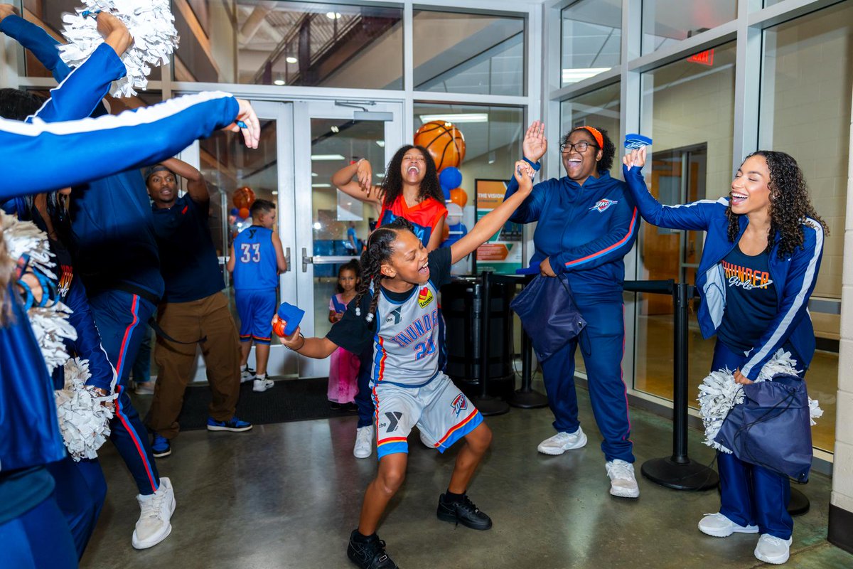 thundercares's tweet photo. A look into the @LovesTravelStop's Youth Media Day festivities 🙌 https://t.co/GdMAdh7Cuz