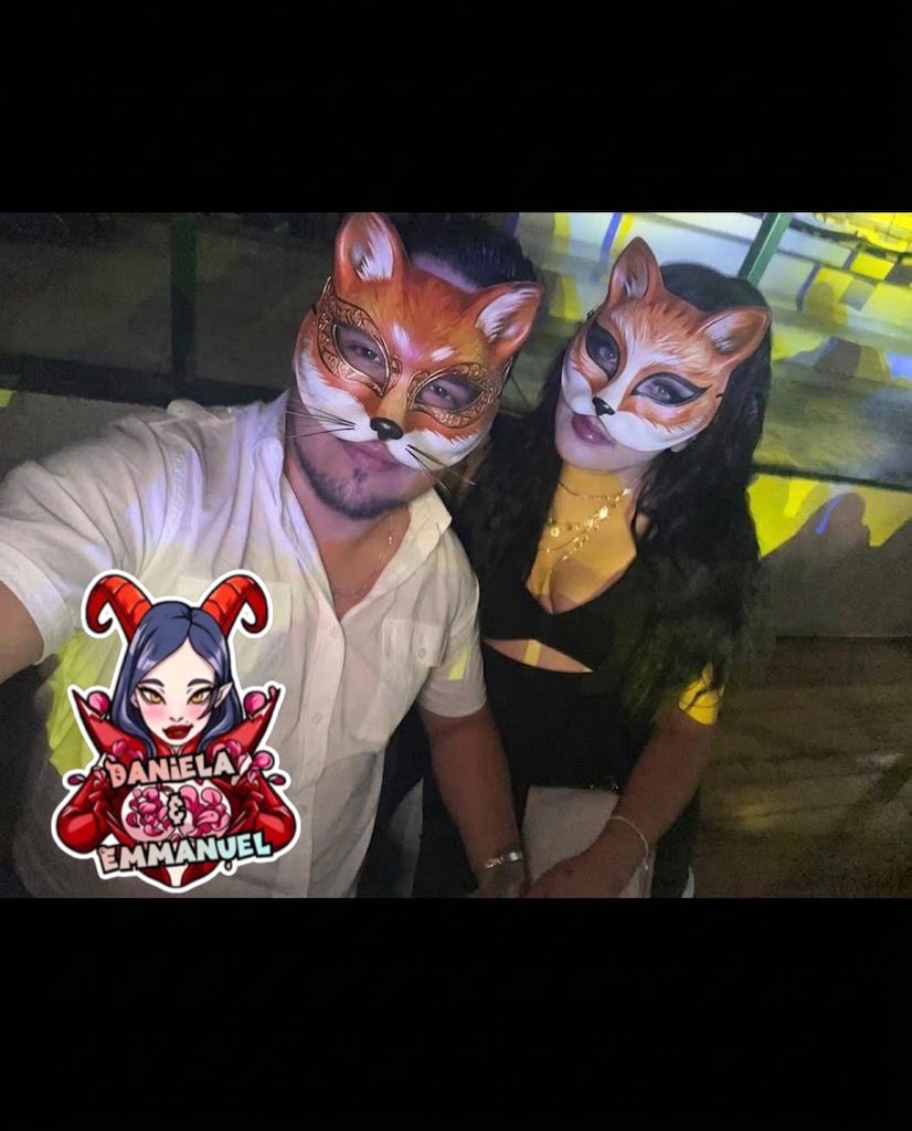 parejacanhot's tweet photo. Que tengan excelente inicio de semana preciosos 😘

Qué planes tienen para mañana ? A donde hay que ir a dar el grito 🤭🤭 

Una foto del baúl😘

#lunesdeseducción https://t.co/METaQw3gef