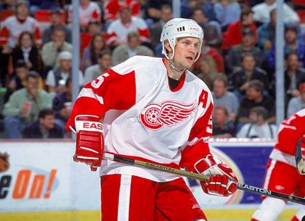 mikecommito's tweet photo. On this day in 2000, Nicklas Lidstrom recorded his 500th career NHL point in the @DetroitRedWings' 5-4 victory over the Sabres. It also happened to be the 5,000th game in Detroit's franchise history @NicklasLidstrom #Hockey365 #LGRW https://t.co/nFdQN15vwU